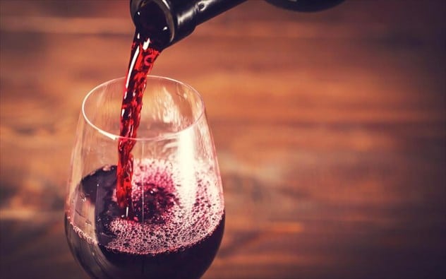 Ένα ποτηράκι κρασί ίσως βοηθά τη γονιμότητα